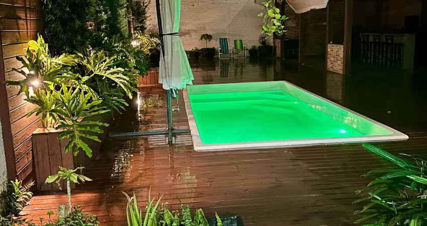 Casa Térrea com Piscina, Energia Solar e Área Gourmet -Porteira Fechada