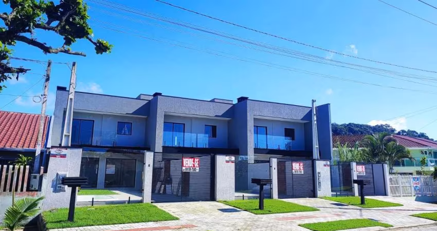 Sobrado para Venda em Guaratuba, Centro, 3 dormitórios, 1 suíte, 2 banheiros, 2 vagas