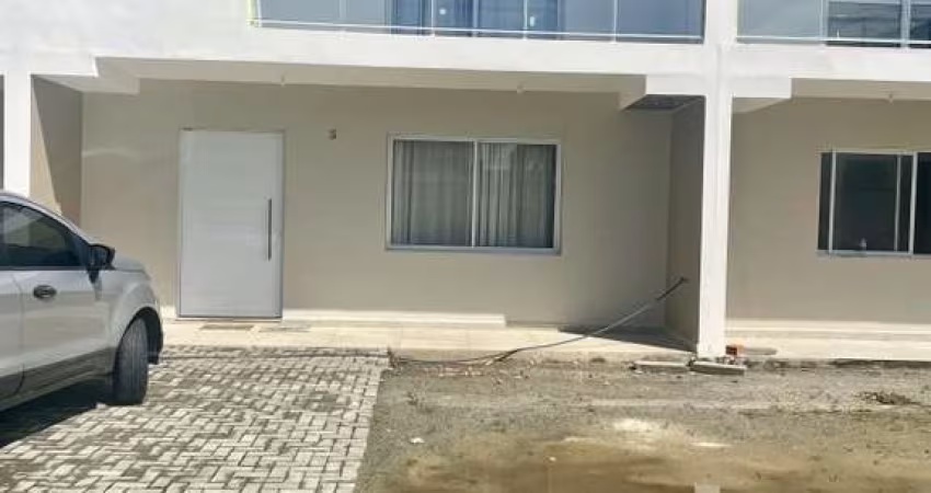 Sobrado para Venda em Guaratuba, Cohapar, 3 dormitórios, 1 suíte, 2 banheiros, 1 vaga