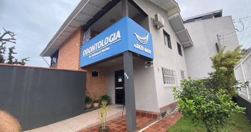 Sobrado para Venda em Guaratuba, Centro, 3 dormitórios, 1 suíte, 2 banheiros, 2 vagas
