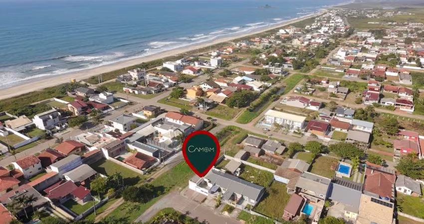 Casa para Venda em Guaratuba, Coroados, 3 dormitórios, 2 suítes, 1 banheiro, 2 vagas