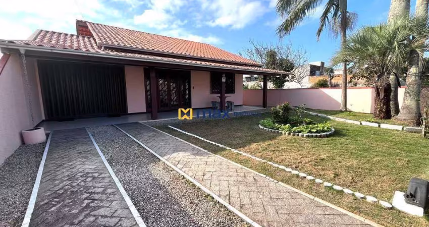 Venda: Casa Averbada 1 Suíte + 2 dormitórios, Centro, Navegantes