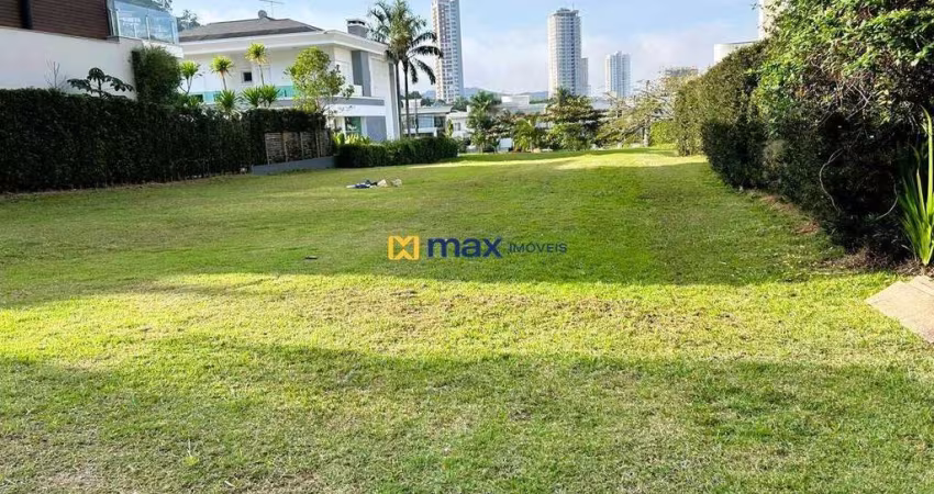 Excelente terreno com 450 m² em condomínio fechado à venda, Praia Brava, Itajaí