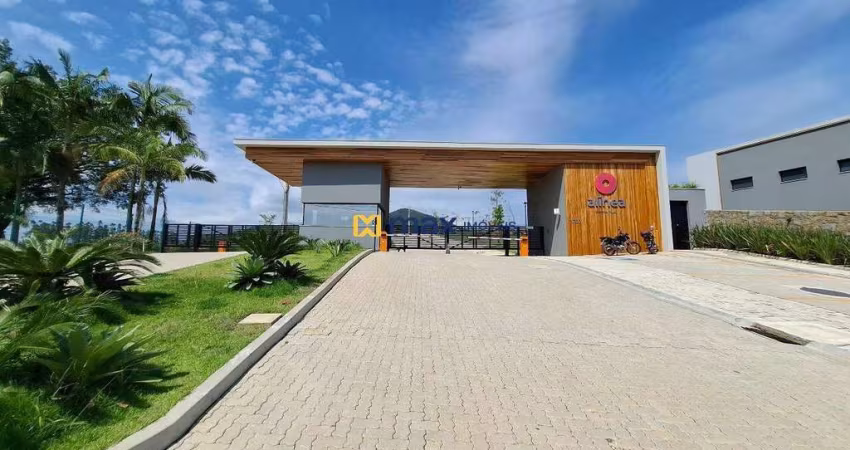 Excelente terreno em condomínio fechado, 319,46 m², Rio do Meio, Itajaí