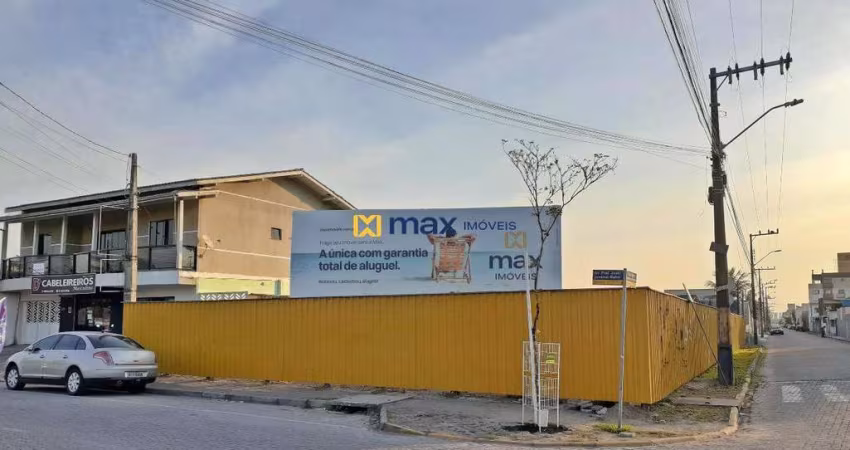 Venda: Terreno de Esquina em Avenida Comercial 483m², Centro. Navegantes