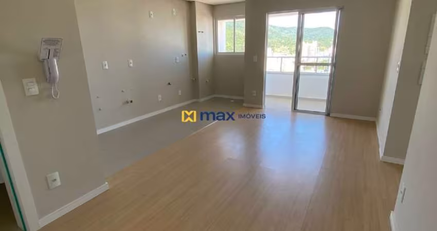 Excelente apartamento à venda, 2 dormitórios (1 suíte), Vila Operária, Itajaí