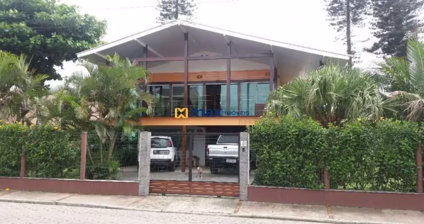 Venda: Casa Alto padrão, Centro, Navegantes