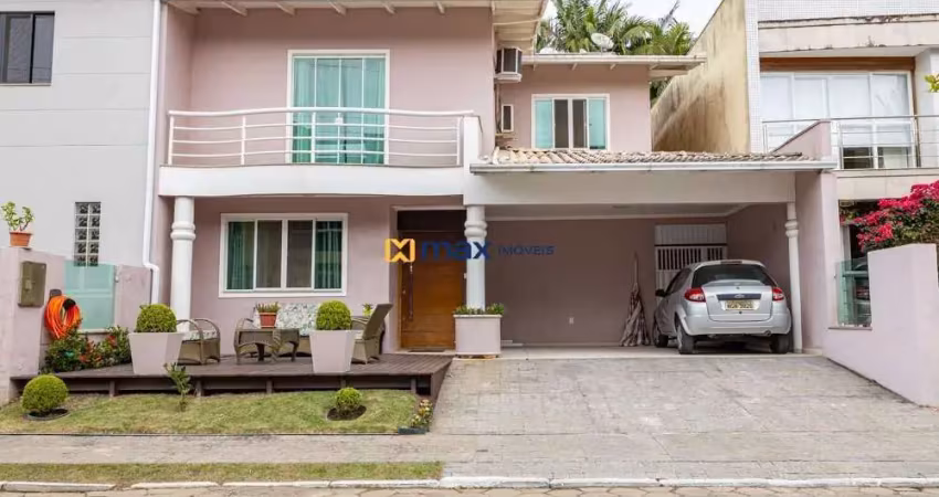 Casa ampla, mobiliada, 4 quartos (1 suíte master + 2 demi suítes), Dom Bosco