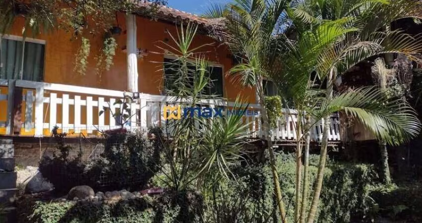 Venda: Casa 4 quartos e 2 kitnets no Bairro São Judas Tadeu, Balneário Camboriú