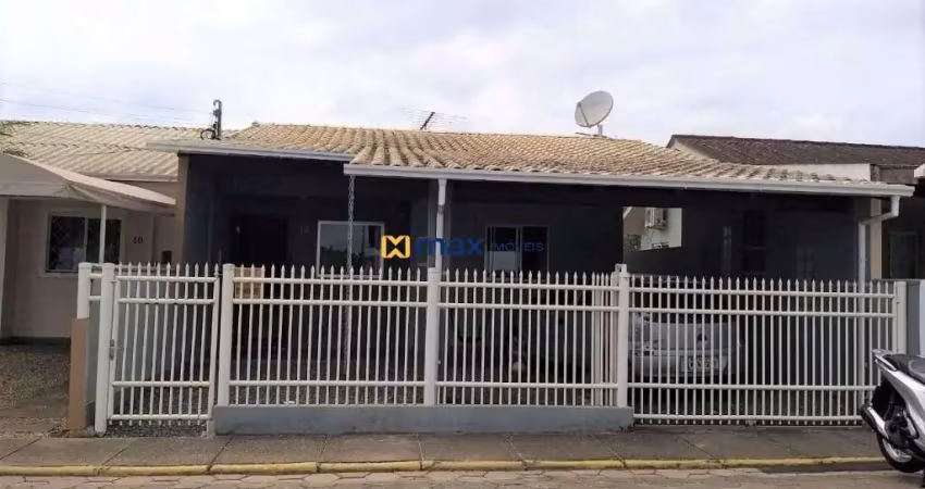 Excelente casa, 2 dormitórios, Itaipava, Itajaí