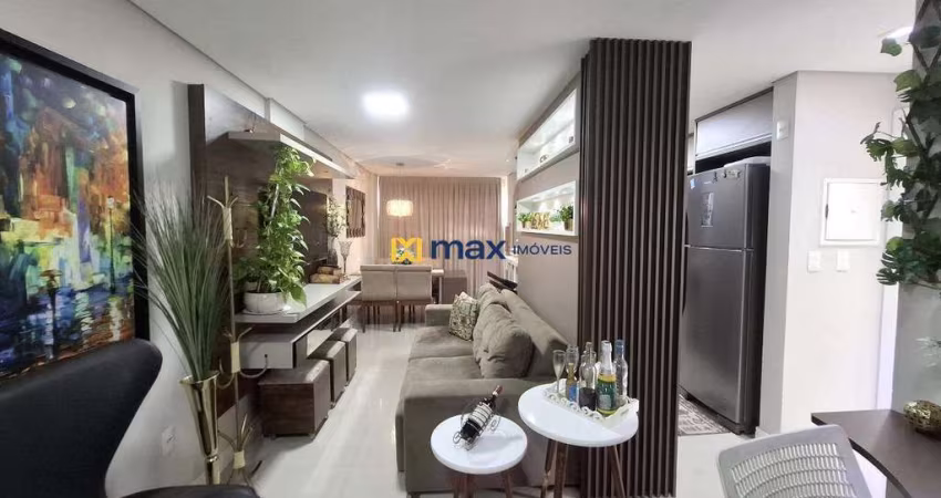 Apartamento semi mobiliado com 2 suítes à venda, São João, Itajaí