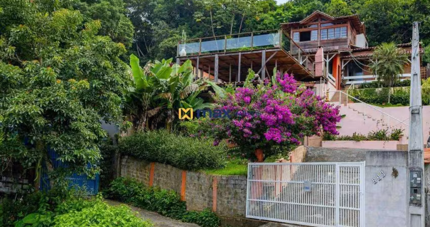 Casa ampla com vista mar, 4 quartos (1 suíte), Fazenda, Itajaí