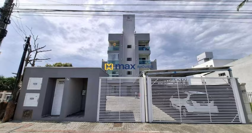 Venda: Apartamento com 2 dormitórios. Bairro: Centro, Navegantes