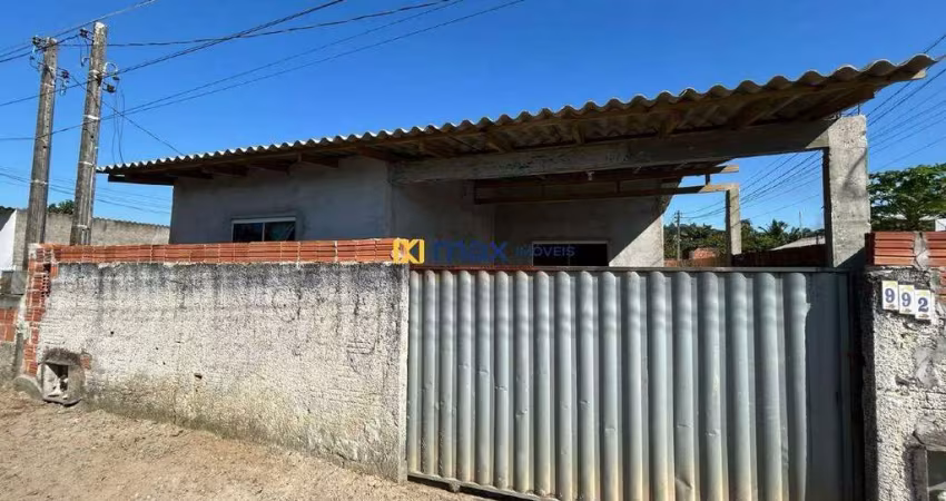Venda: Casa com 2 Dormitórios, Armação, Penha