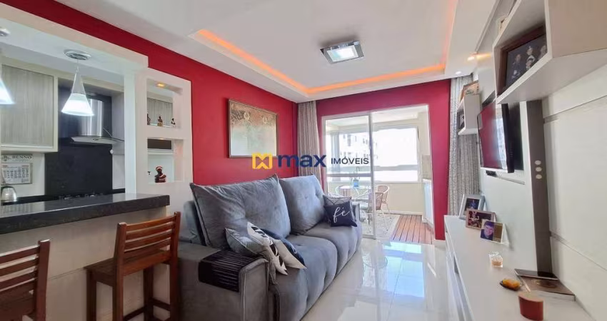 Excelente apartamento semi mobiliado com 2 quartos (1 suíte) à venda no bairro Dom Bosco em Itajaí