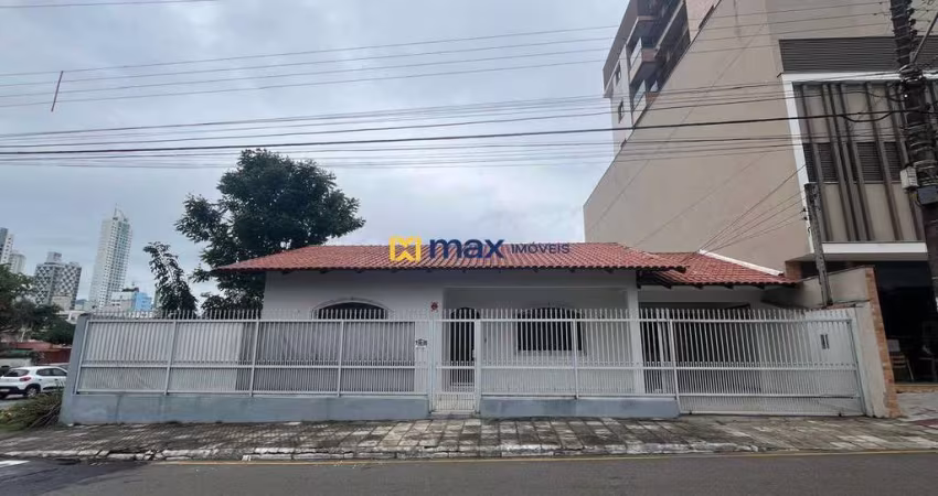 Venda: Casa 2 quartos com edícula no Bairro das Nações em Balneário Camboriú