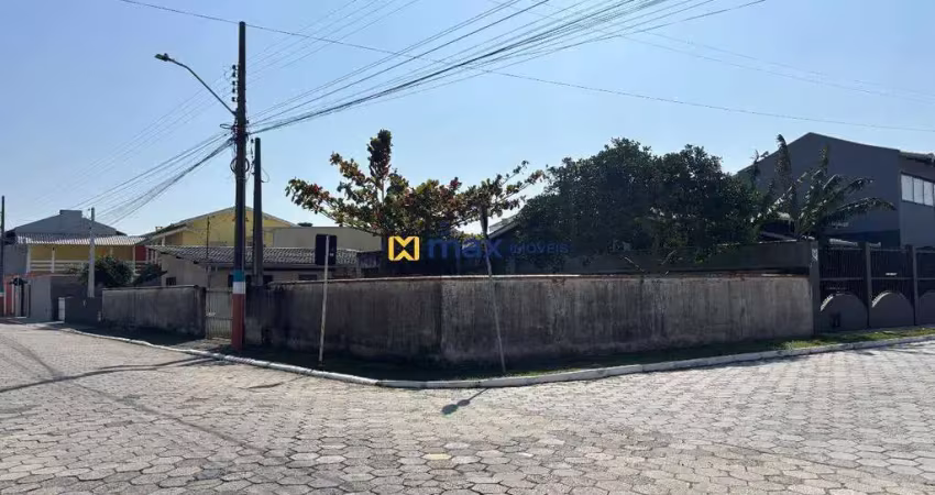 Terreno centro venda: terreno de esquina- área central 90 metros da paraia