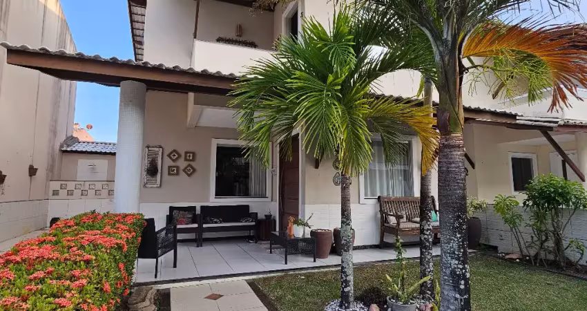 Casa duplex- 4/4, sendo 1 suíte em lauro de freitas