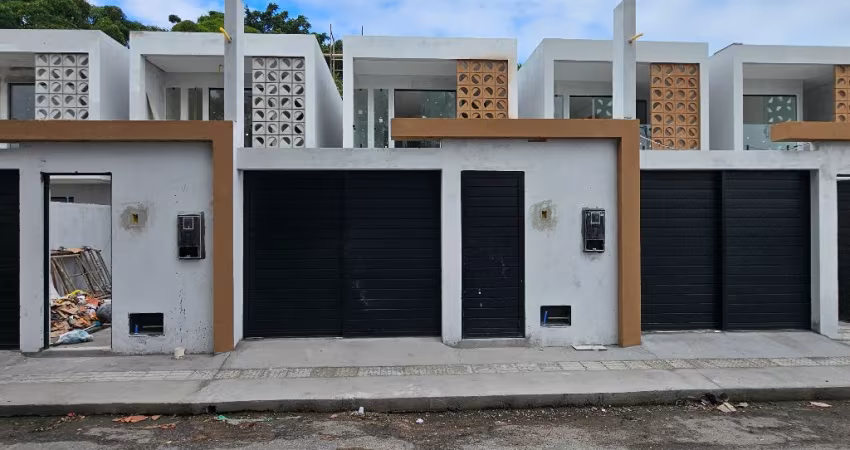 Casa Duplex- 3 suítes em Pitangueiras- Lauro de Freitas