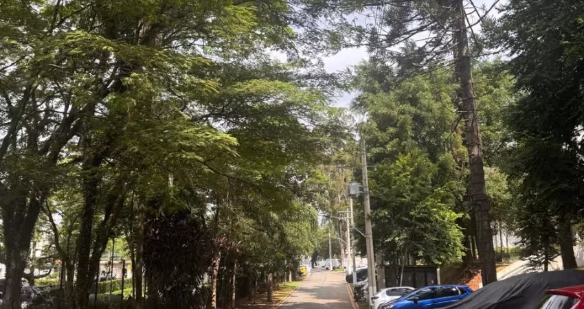 Lindo apartamento, more em um condomínio que valoriza a natureza !