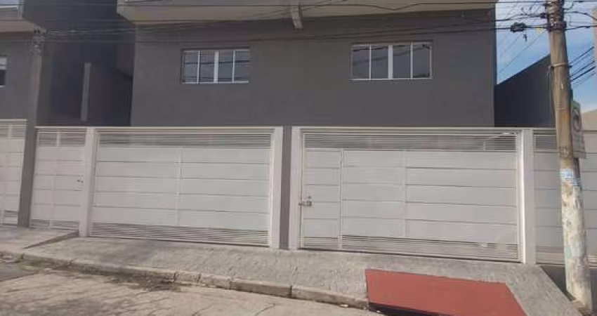 SOBRADO NOVO GEMINADO COM 130 m² - 3 Suites, 4 Vagas !!!