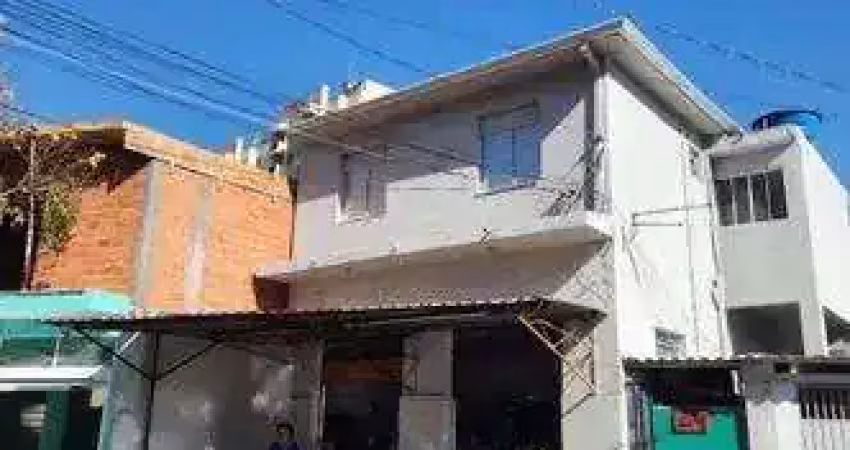 Prédio Comercial com 9 Kitnets - Quitaúna, Osasco / SP