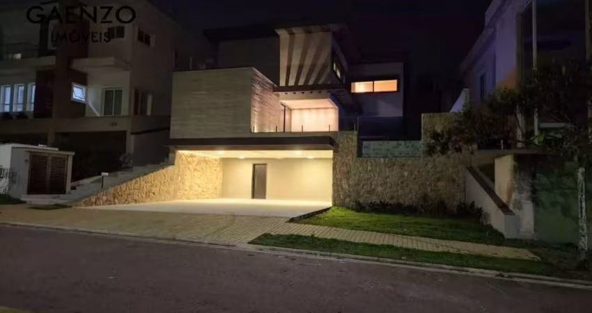 Casa em Condomínio - Alphaville, Santana de Parnaíba / SP