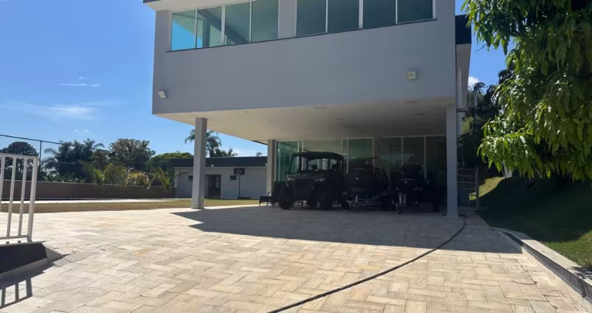 CHÁCARA EM CONDOMÍNIO NA BEIRA DA REPRESA