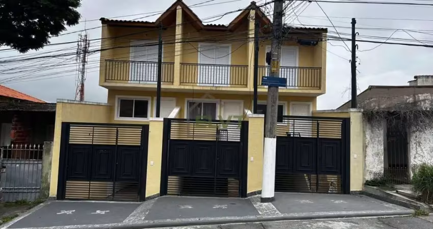 Sobrado à venda no jardim ester yolanda com 3 quartos