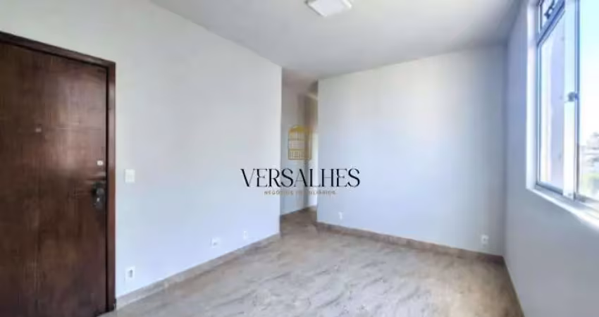Cobertura com 2 quartos, vaga coberta e terraço amplo no bairro caiçara