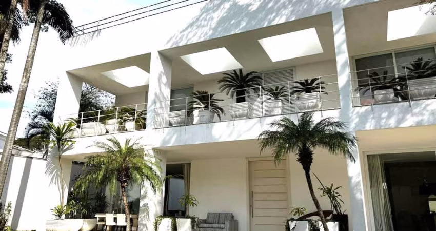 Casa com 3 quartos para alugar na Rua Argentina, 563, Jardim Europa, São Paulo
