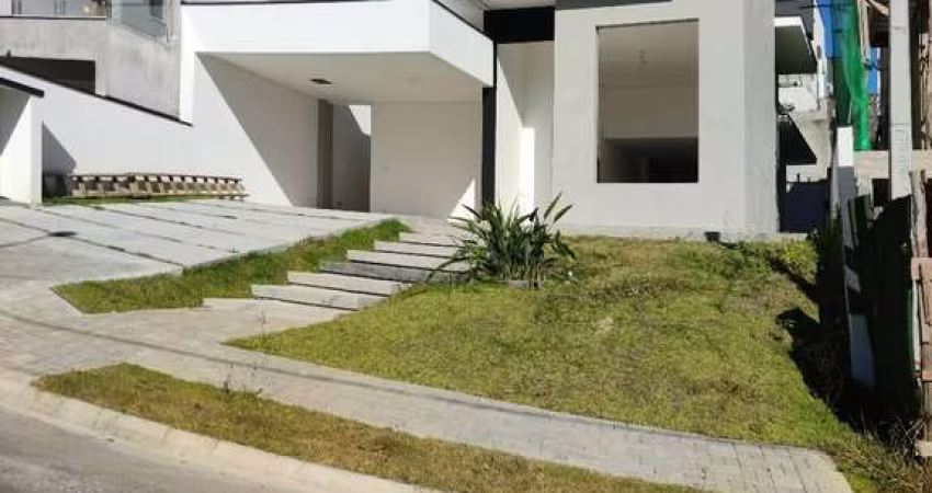 Casa em condomínio fechado com 3 quartos para alugar no Parque Residencial Itapeti, Mogi das Cruzes 