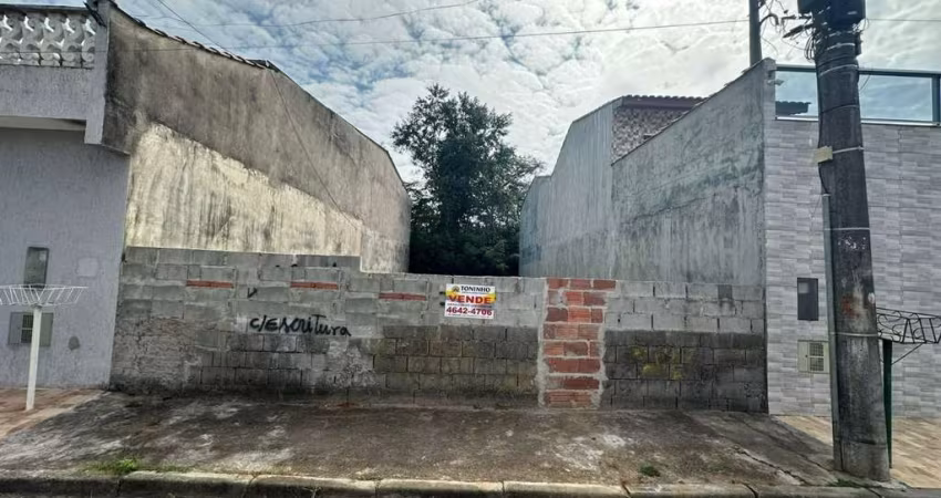 Terreno à venda no Jardim Horto do Ipê, Itaquaquecetuba 