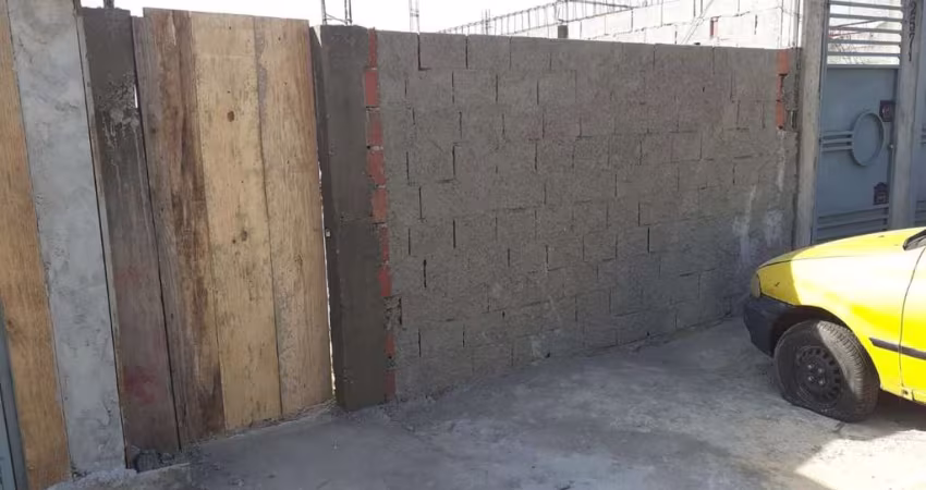 Terreno à venda no Jardim Moraes, Itaquaquecetuba 