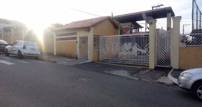 Casa comercial à venda no Jardim América, Poá 