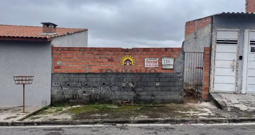 Terreno à venda no Jardim Horto do Ipê, Itaquaquecetuba 