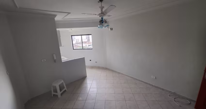 ️ Kitnet Ampla com 1 Dormitório – Vila Tupi | Praia Grande/SP