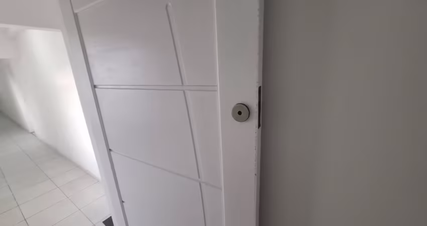 Apartamento bem localizado para venda em SP - Praia Grande com 40m².