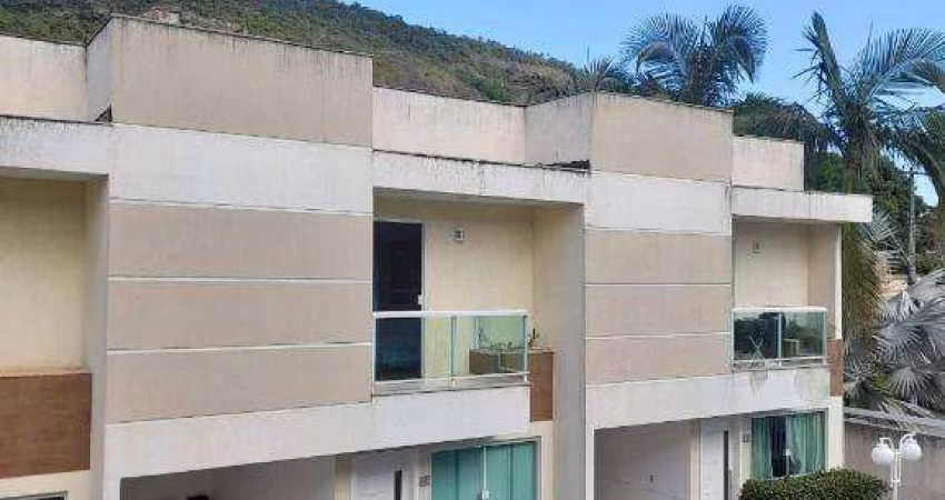 Casa com 4 quartos em condomínio em Bairro Peixoto - Itaipu