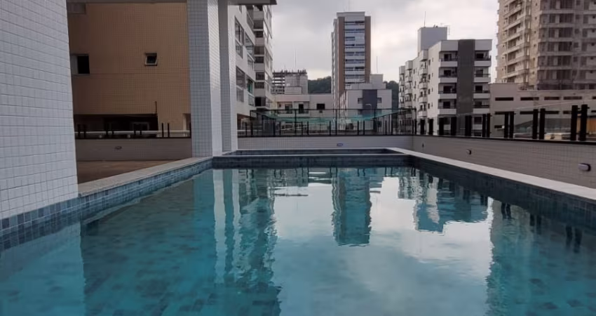 2 dormitórios, 1 suite, com piscina, no Forte