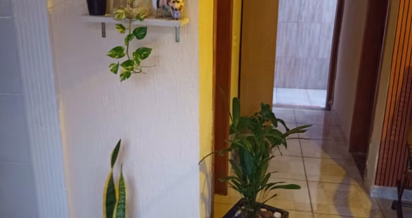 Oportunidade de casa na Aviação com 1 dormitório.