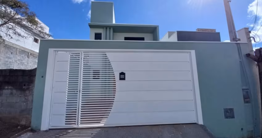 Sobrado novo e moderno a venda