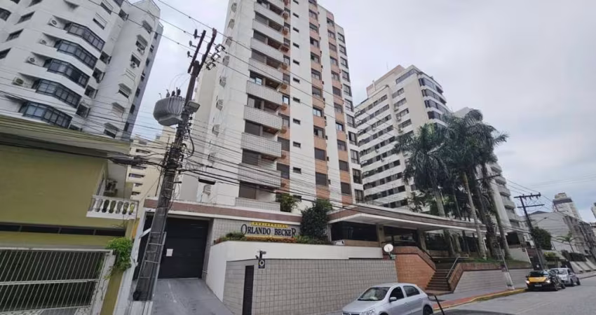 Apartamento para Venda em Florianópolis, Centro, 4 dormitórios, 2 suítes, 3 vagas