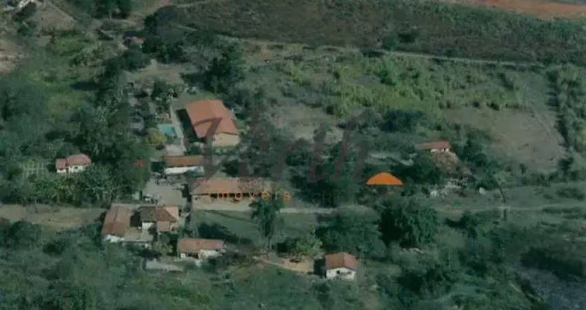 Fazenda à venda na Prefeito Hamilton Vieira Mendes, 211, Loteamento Residencial Vista Verde, Cruzeiro