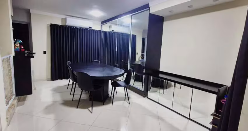 Casa em condomínio fechado com 3 quartos para alugar na Rua Thomas Nilsen Júnior, 159, Parque Imperador, Campinas