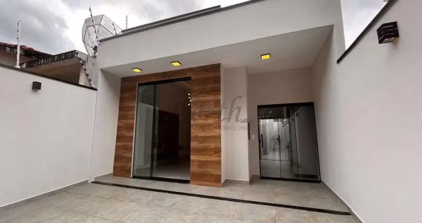 Casa com 3 quartos à venda na Cristóvão Colombo, 8811, Loteamento Parque Itacolomi, Mogi Guaçu