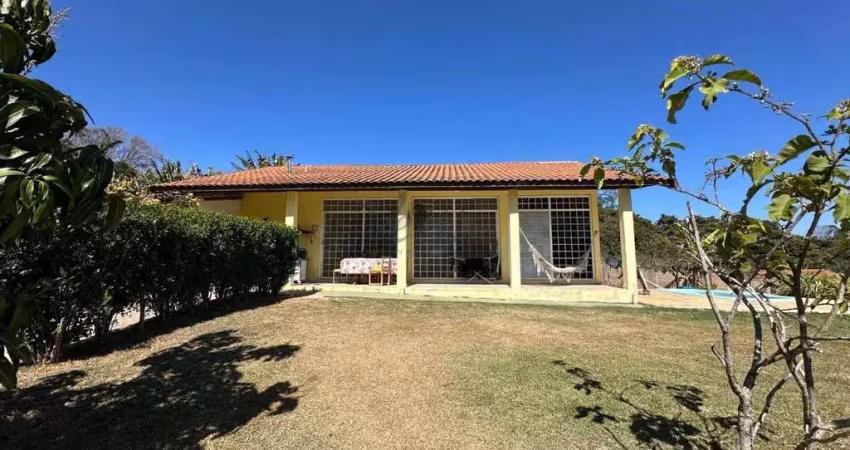 Chácara / sítio com 1 quarto à venda na Alameda Carlos de Carvalho Vieira Braga, 555, Parque Valinhos, Valinhos
