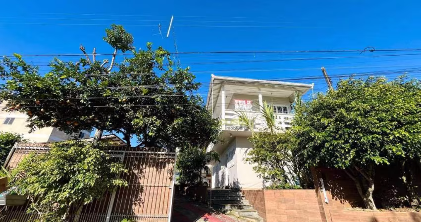 Casa com 2 dormitórios sendo 1 suíte à venda, 143 m² - Caminho Novo - Palhoça/SC