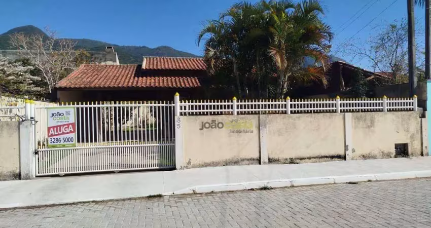 Casa com 2 dormitórios para alugar, 40 m² - praia de fora - palhoça/sc
