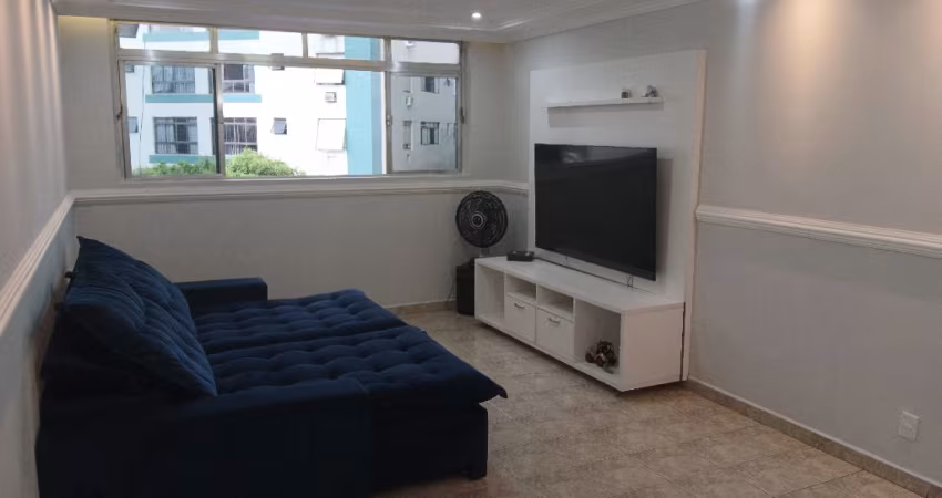 Lindo 3 dormitórios com 1 suíte, closet e garagem fechada.